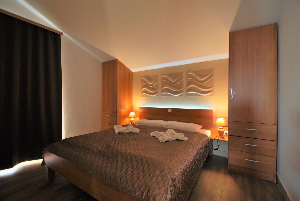 Nautica Apartments Betina  Εξωτερικό φωτογραφία