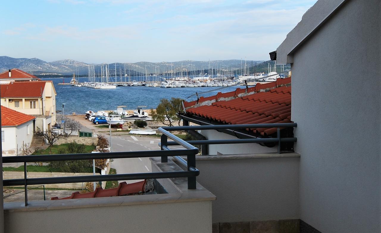 Nautica Apartments Betina  Εξωτερικό φωτογραφία
